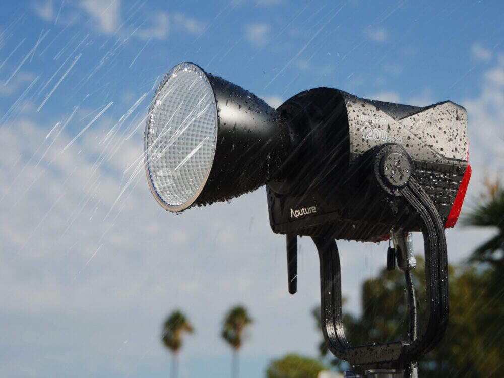 Aputure LS 1200d Pro-Daylight LED
